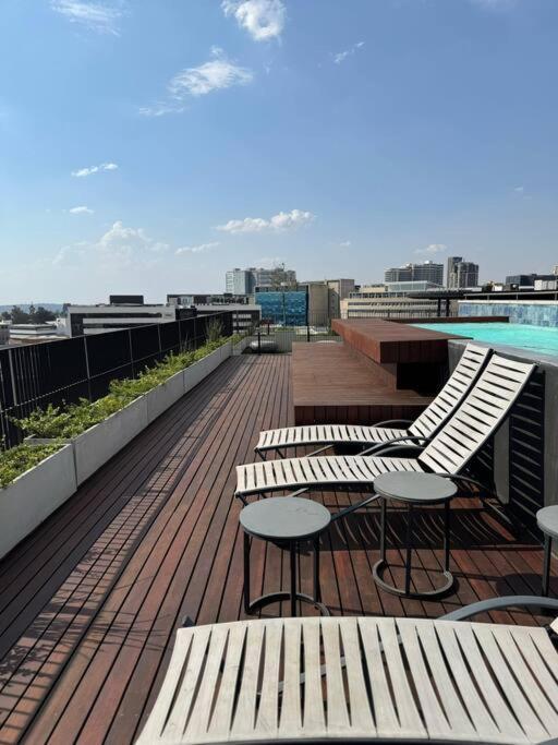 The Lineal Sandton Apartamento *